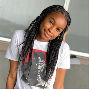 Meet your Posher, Makayla